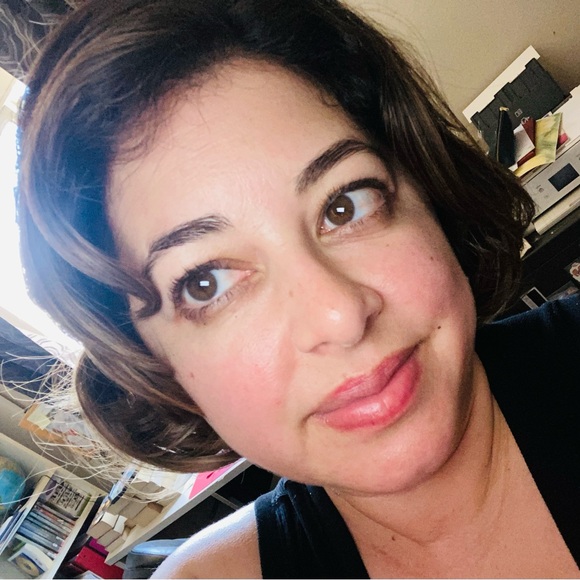 Meet your Posher, Krystle - Picture 3 of 16